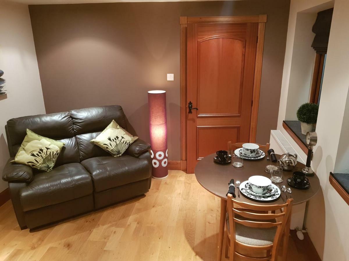 The Smiddy Suite Ellon Екстериор снимка