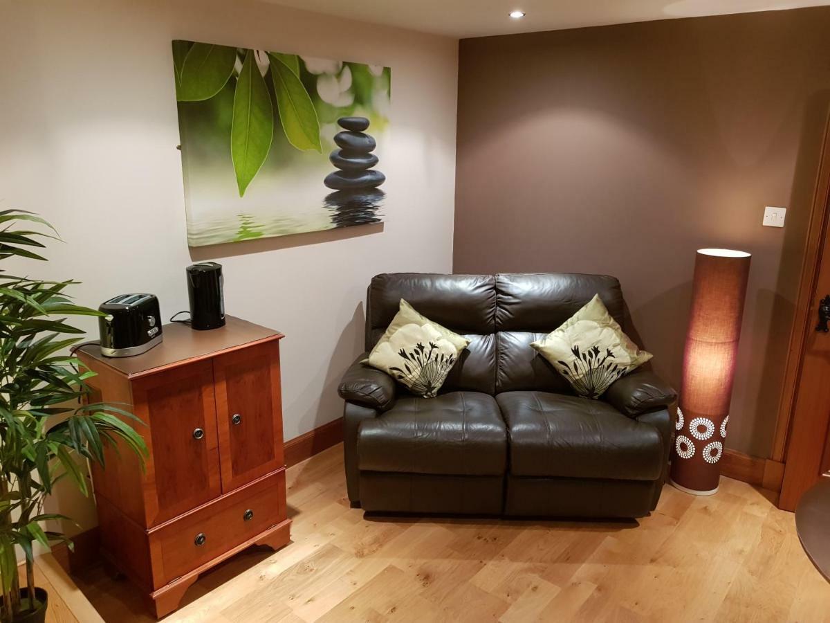 The Smiddy Suite Ellon Екстериор снимка