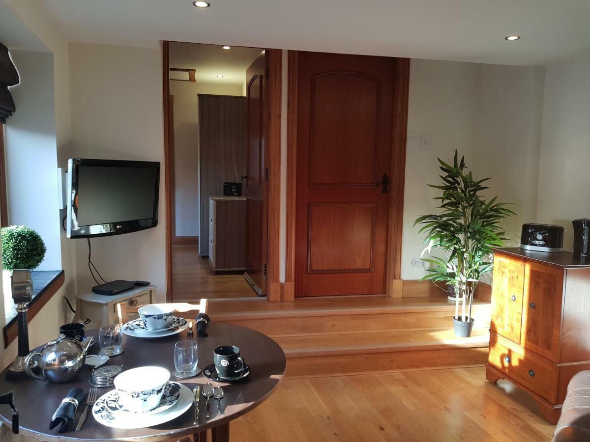 The Smiddy Suite Ellon Екстериор снимка